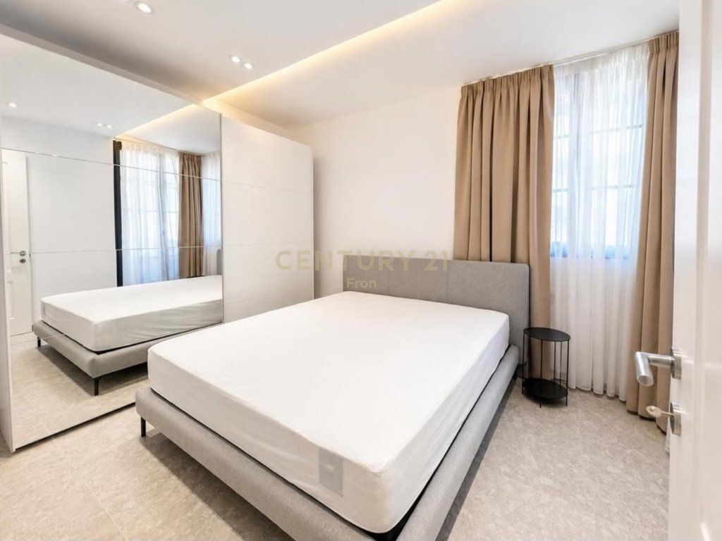 Apartament 2+1 per Qera Bllok!