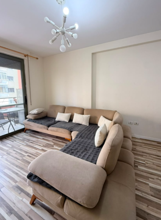 Apartment 2+1+2 for sale near the Paris commune