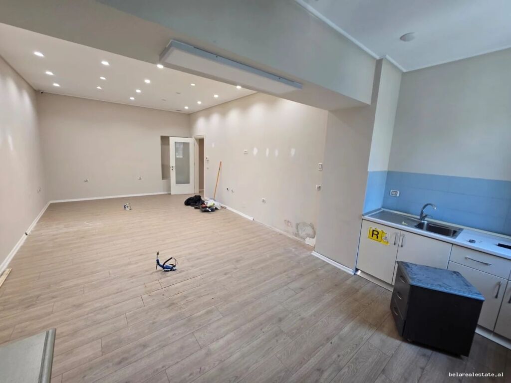 Office For Rent 2+1 near Dinamo Stadium (ID BZ21028) Tirana