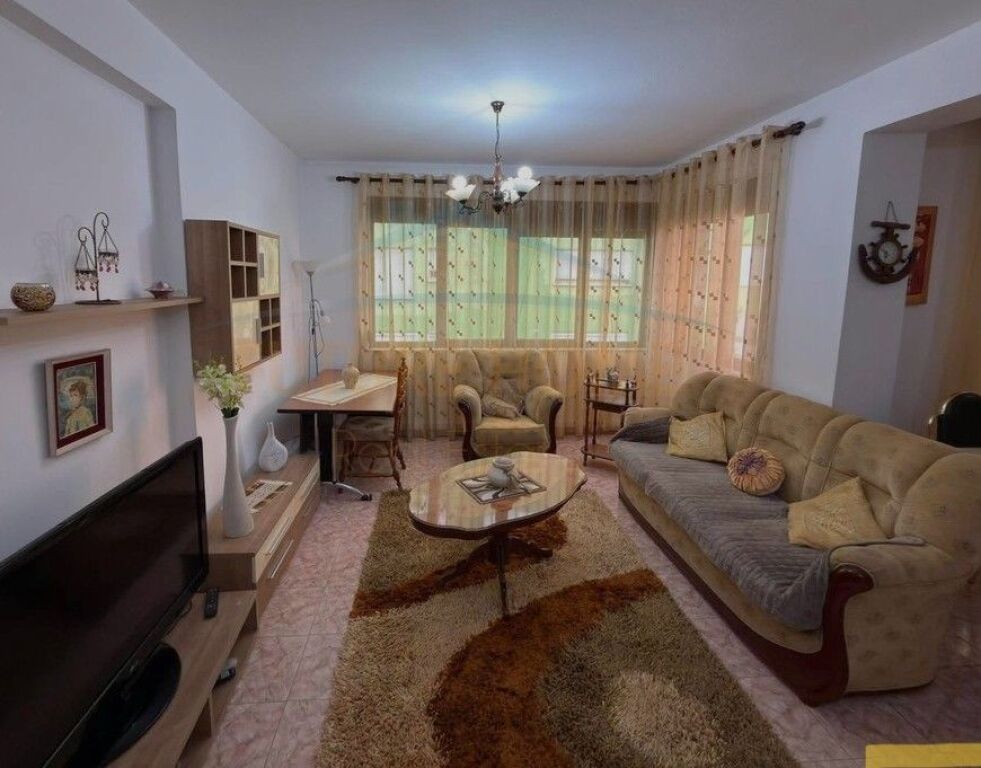 Qera, Apartament 2+1, Rruga Pjetër Bogdani, Bllok    90,000 Lekë