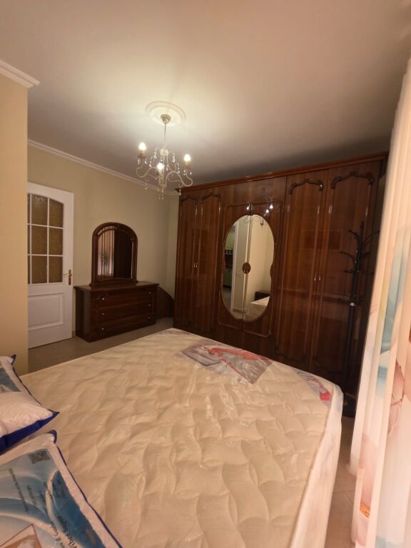 🏡 Apartament 1+1 me qera  📍Komuna e Parisit, Rruga Medar Shtylla 💰 Çmimi: 70.000 Lekë/Muaj (i diskutueshëm)