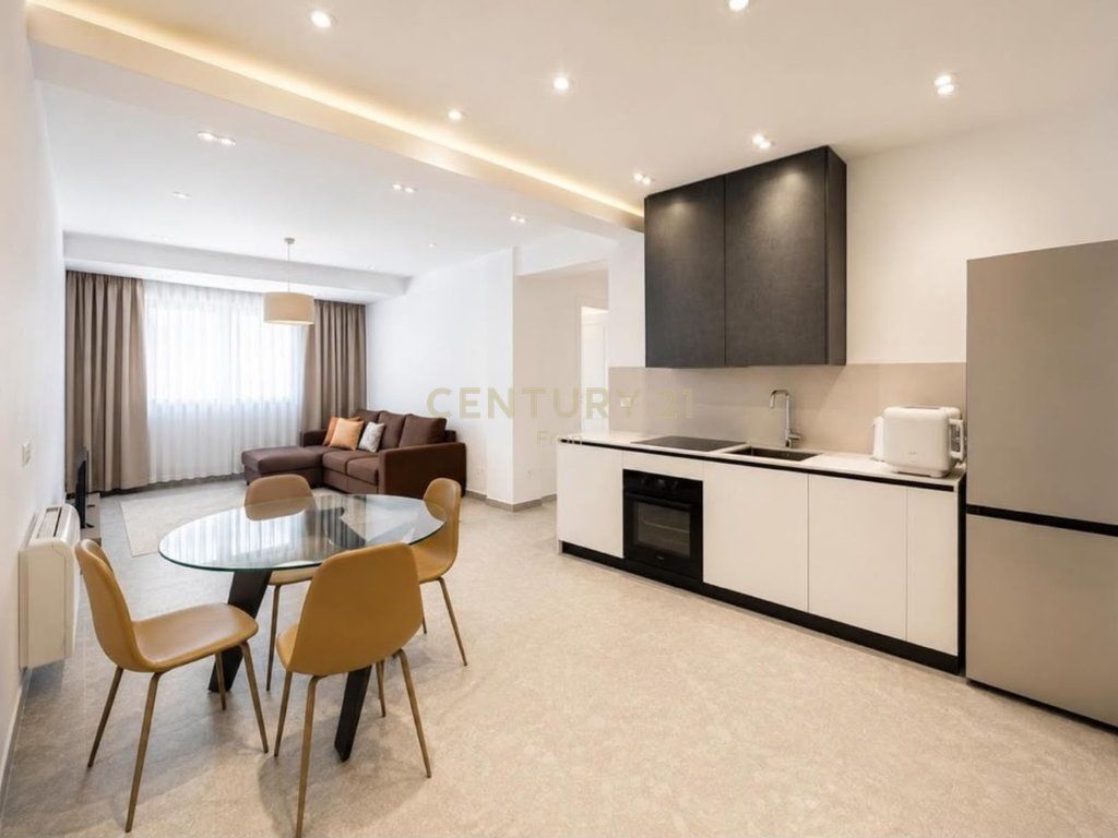Apartament 2+1 per Qera Bllok!