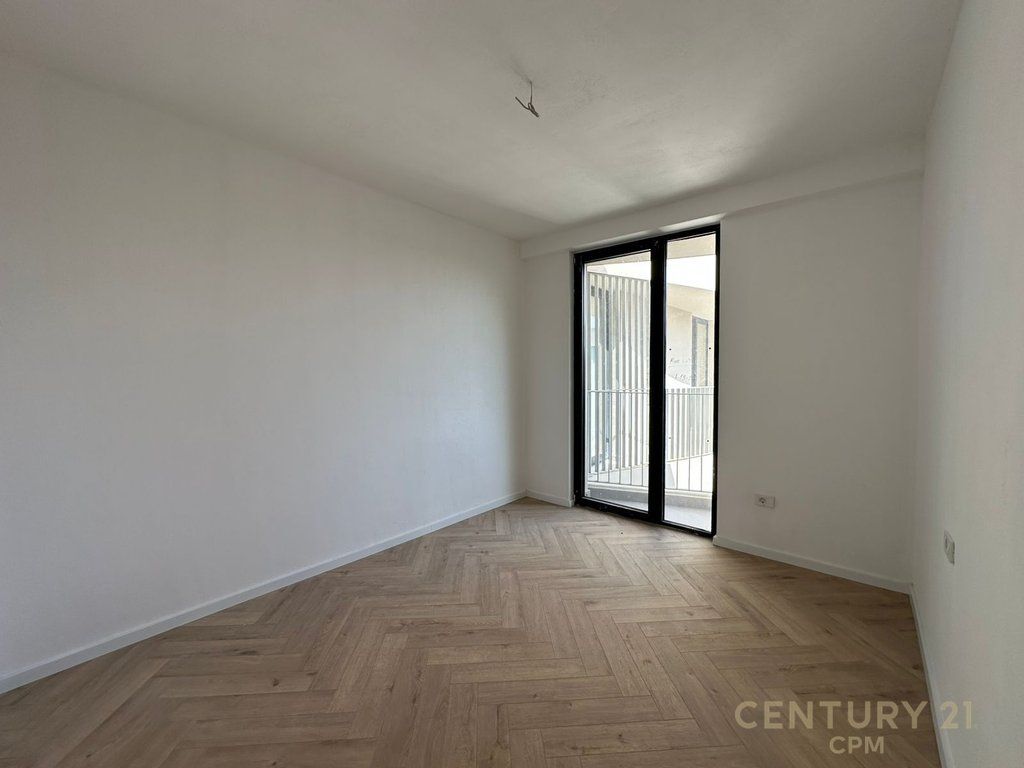 Office For Rent At Golden Tower At Mine Peza!