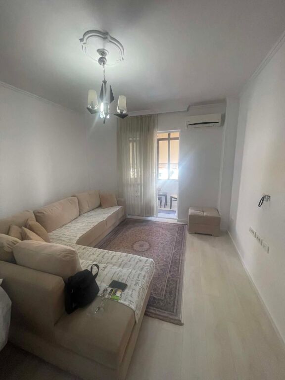 jepet me qera apartament 2+1