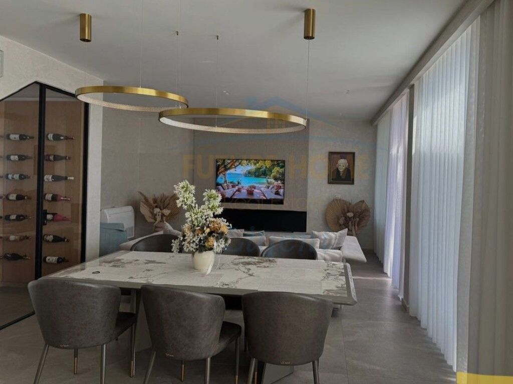 Shitet, Vilë 2-Katëshe, Olea Horizon, Palasë. 1,400,000 €