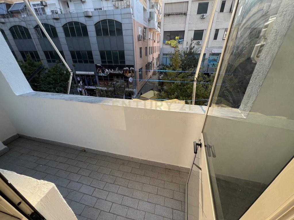 Apartment 2+1 For Rent at the Train Station, Durrës !!