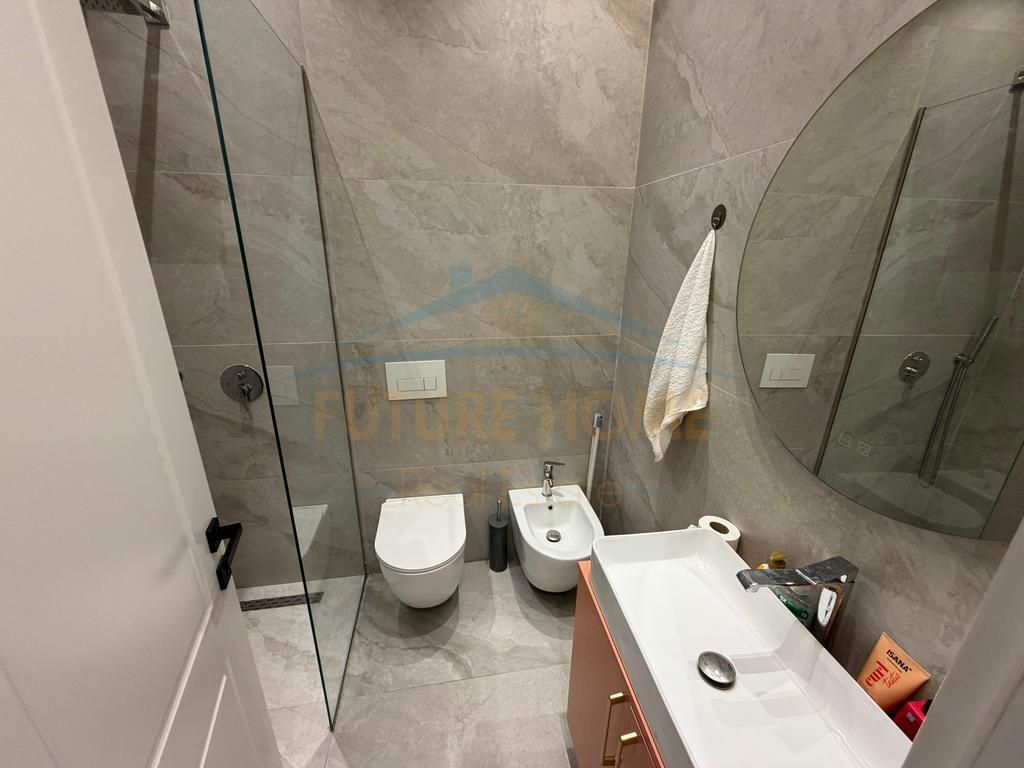 Jepet me qera, Apartament 1+1, Astir, pranë rrethit, Unaza e Re.