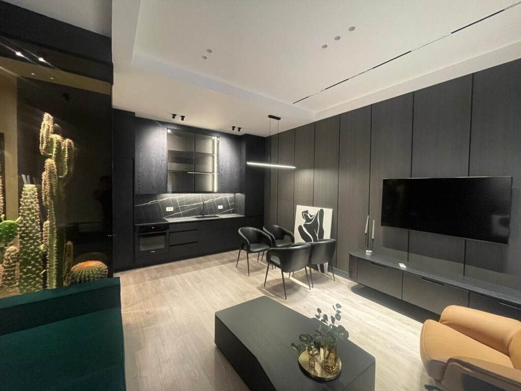 Apartament luksoz me qira ne Kompleksin Delijorgji