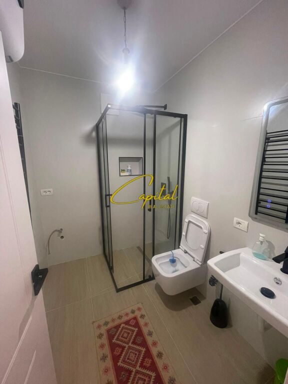 APARTAMENT ME QIRA 2+1 ISH PARKU 65.000 LEKE
