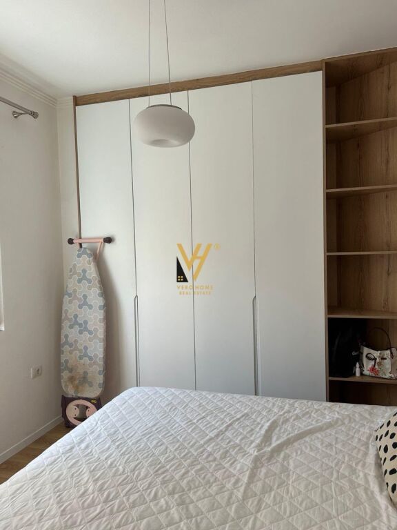 JEPET APARTAMENT 1+1+BLK ME QIRA NE QENDER 65.000 LEKE