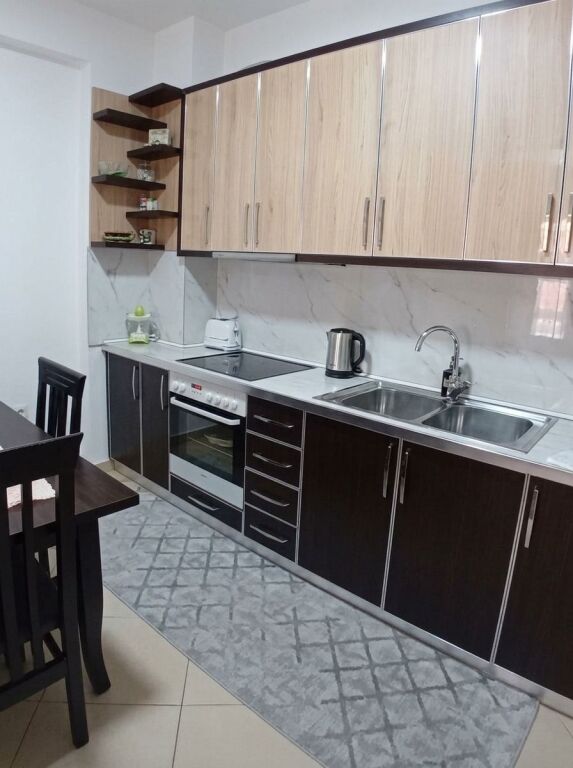 Apartament 2+1 me qira – Golden Park, Përballë Amerikan 3 !