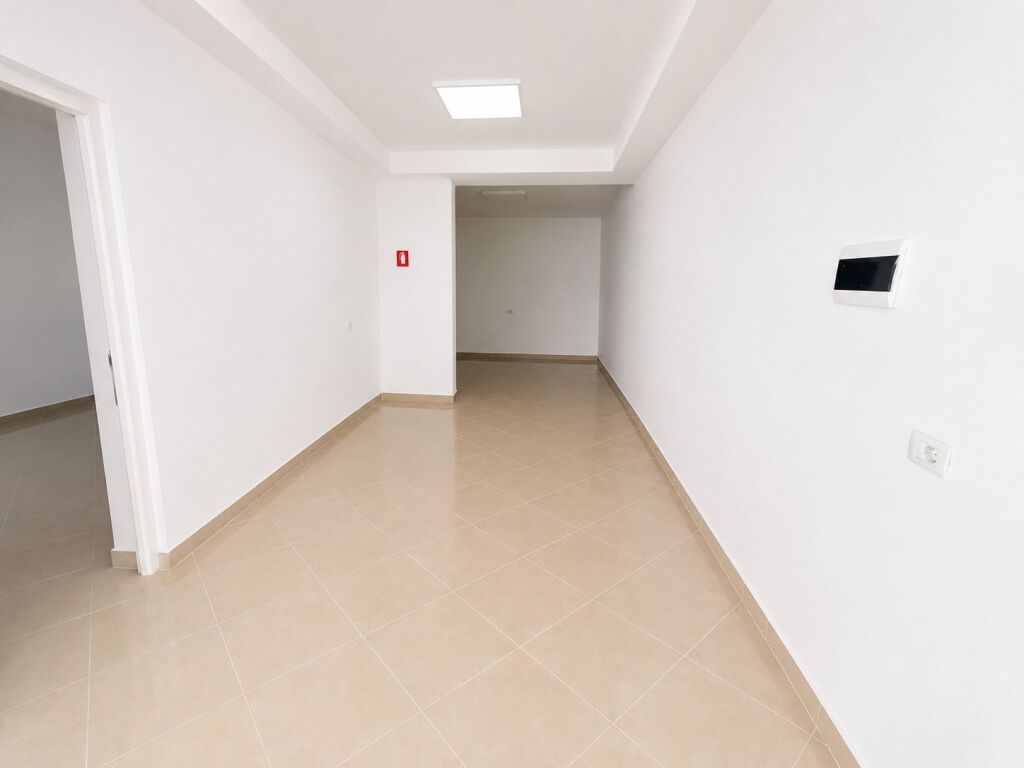 🏢 IN VENDITA OCCASIONE – UNITÀ COMMERCIALE – Mercato Elettrico