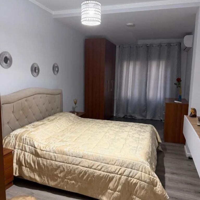 🏡 APARTAMENT 3+1 ME QIRA – PRANË KOPSHTIT ZOOLOGJIK 🏡