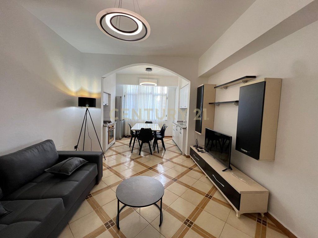 Apartment 2+1 For Rent at the Train Station, Durrës !!