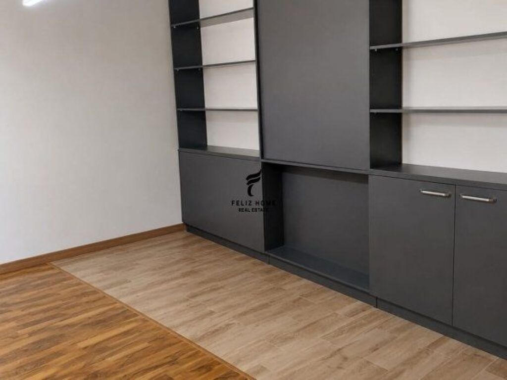 UFFICIO IN AFFITTO 150 M2 21 DICEMBRE 170.000 LEKE FH-88018