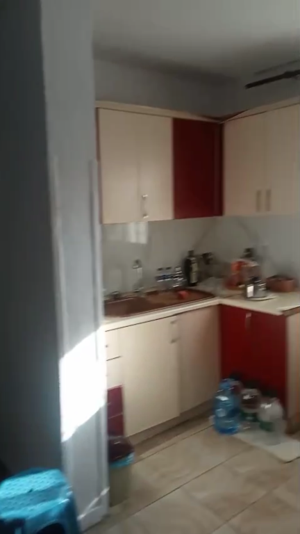Casa Privata in Vendita 3+1, 142 m2 + 500m2 cortile Via Et'hem Kazazi, Scutari, con Atto di Proprietà, recentemente rivalutata. 125 milioni lek trattabili