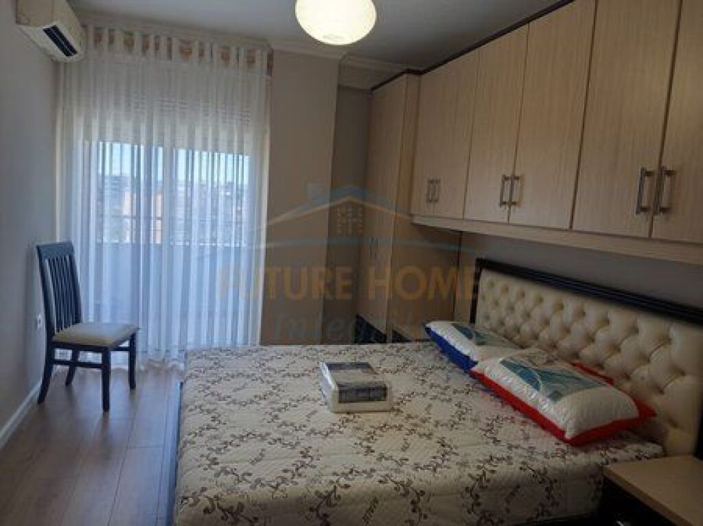 Rent, Apartment 1+1, 9 Floors, Tirana.