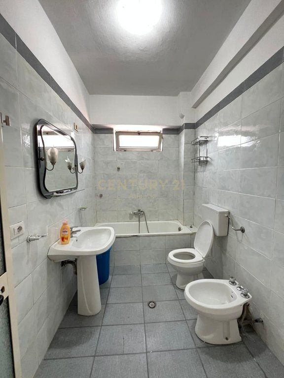 Apartment 2+1 For Rent at the Train Station, Durrës !!