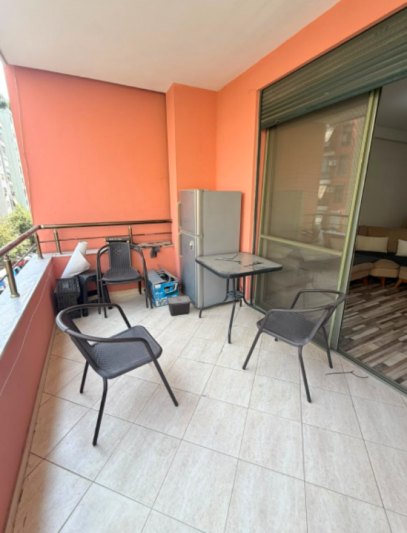 Apartment 2+1+2 for sale near the Paris commune