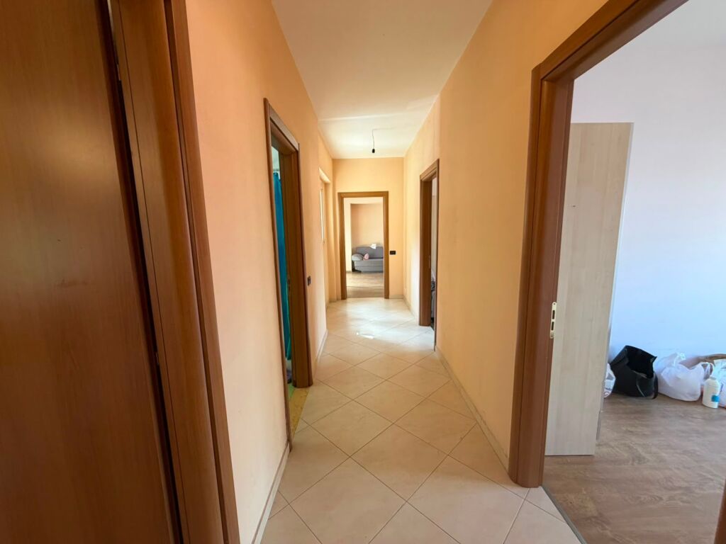 In vendita 2+2+3 balconi  Superficie netta 100 m2 Via Rrapo Hekali