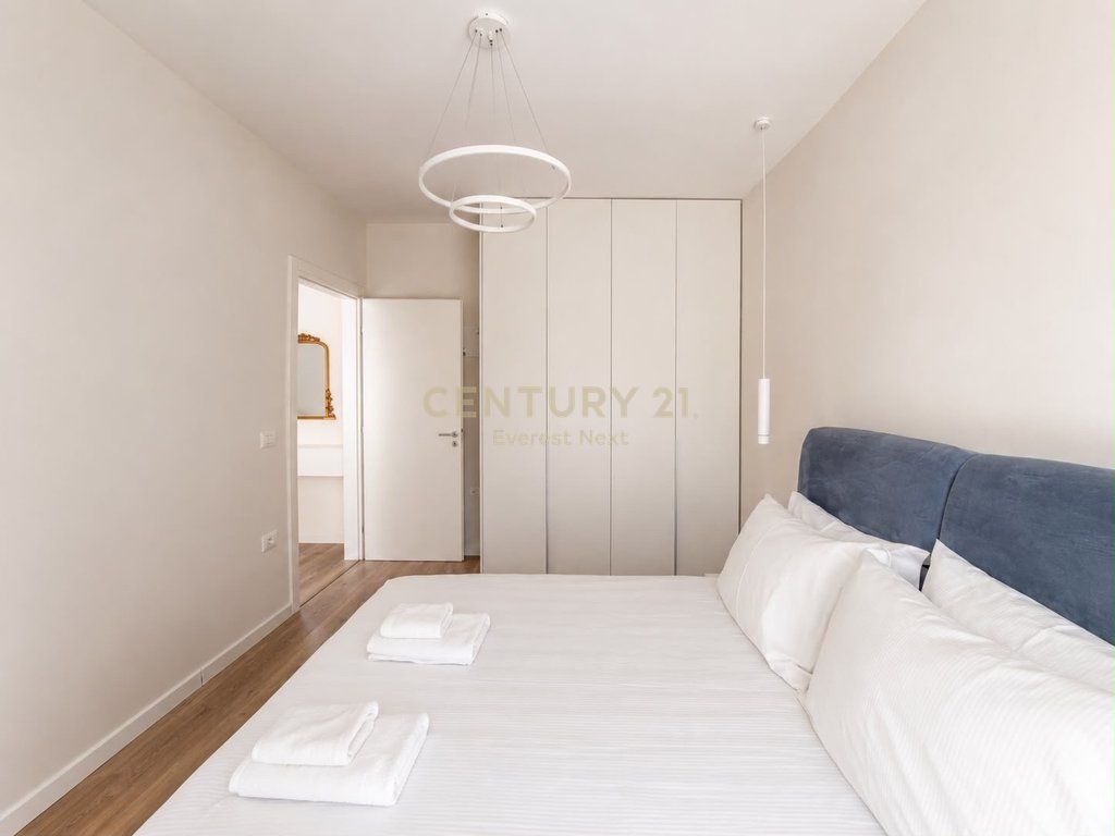 1+1 APARTMENT FOR RENT IN THE CENTER – BARRICADES STREET