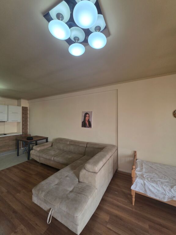 2+2 for Rent in Astir