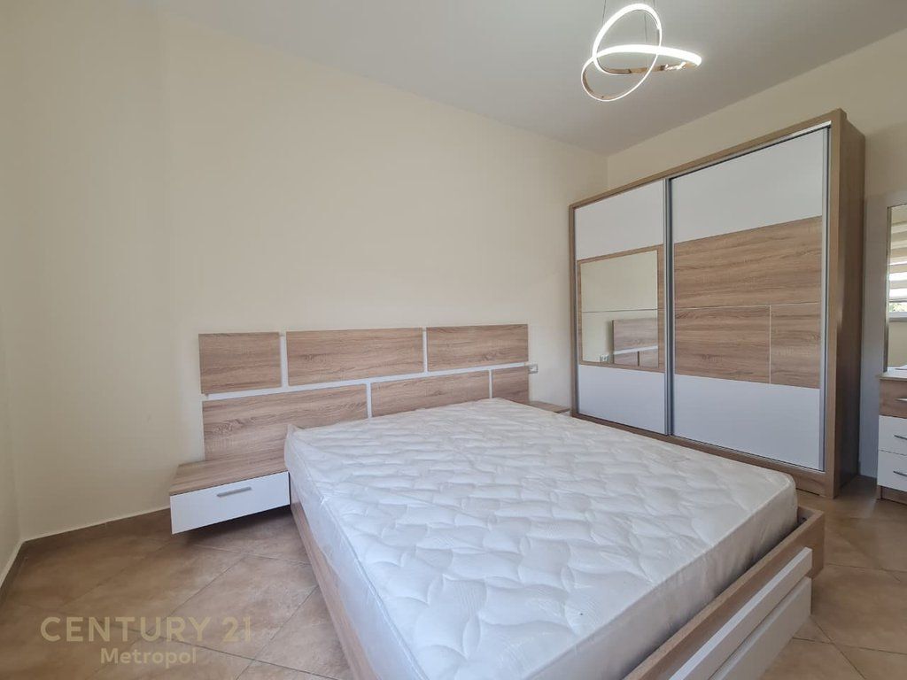 Apartament 1+1 Me Qira në Rruga Siri Kodra, Tiranë - 600€