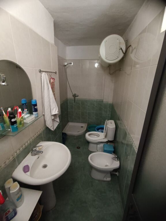 Apartament 2+1 për shitje në rrugën Vace Zela, Tiranë ID5340