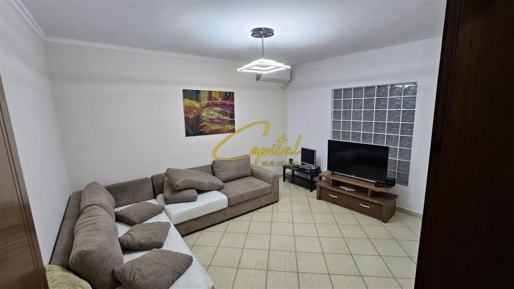 APARTAMENT ME QIRA 2+1 RRUGA FERIT XHAJKO 550 EURO