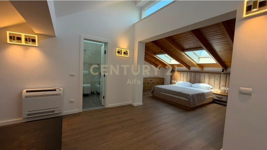 PREMIUM VILLA FOR RENT IN PETRELė – PANORAMIC VIEWS &amp; PRIVACY