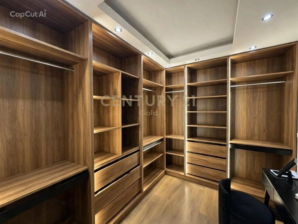 APARTMENT 2+1+2 FOR SALE AT BOTANICAL GARDEN (MOSQUE