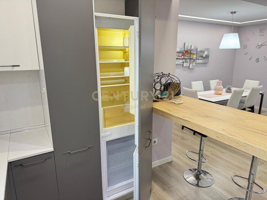 Jepet Me Qera Apartament 3+1+2+Post Parkimi, Sunrise Residence, TEG