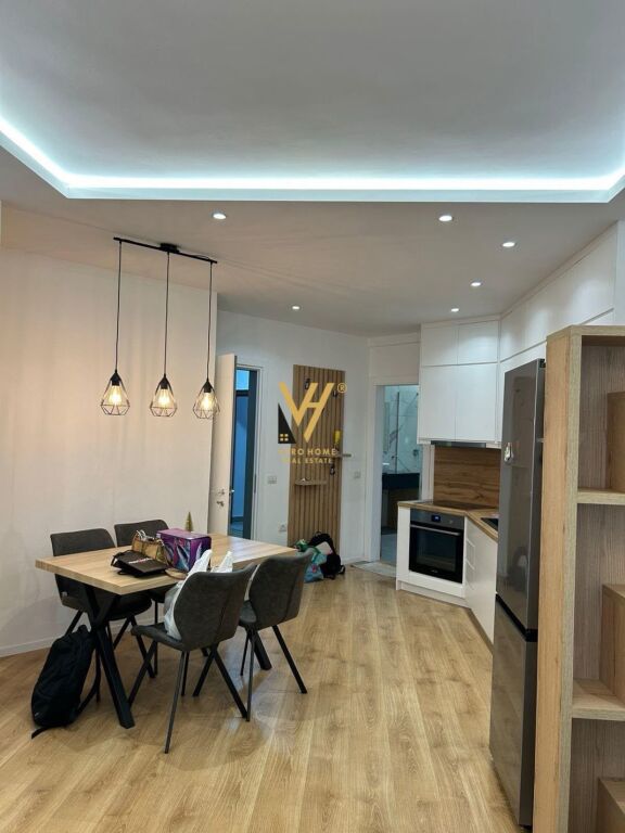 JEPET APARTAMENT 1+1+BLK ME QIRA NE QENDER 65.000 LEKE