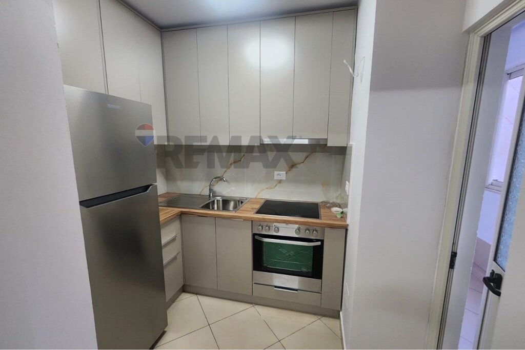 1+1 apartment for rent near Kavaja Street!