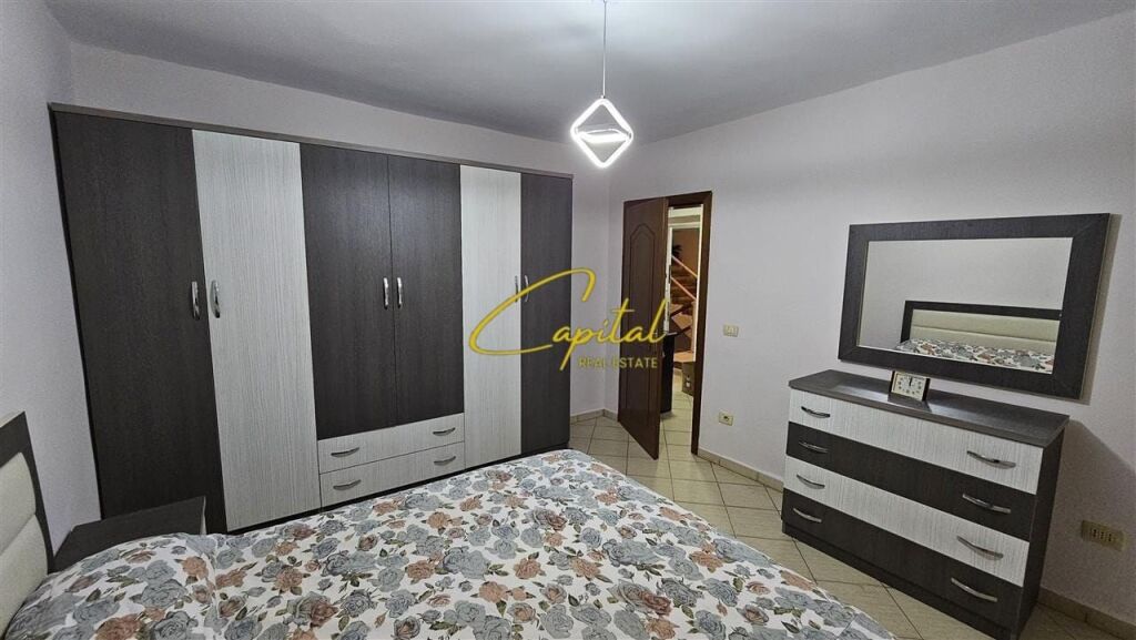 APARTAMENT ME QIRA 2+1 RRUGA FERIT XHAJKO 550 EURO