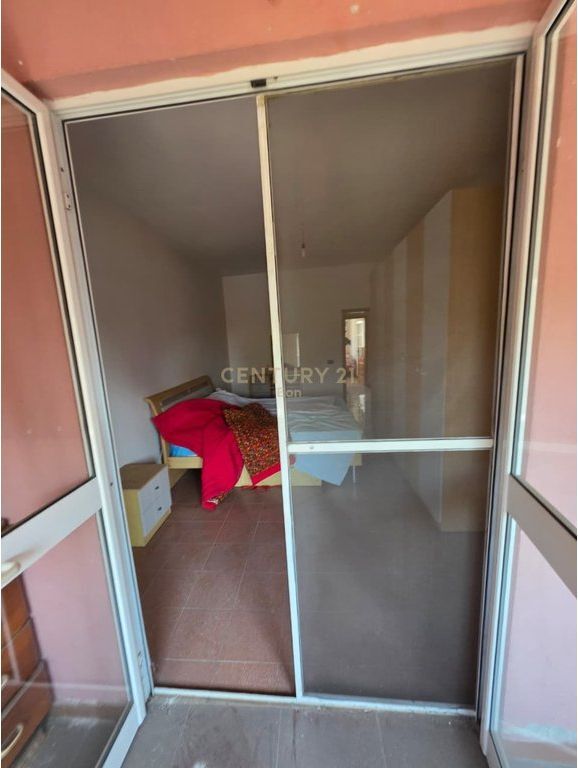 Apartment 3+2+1 Balcony + Garage for sale at the Beach, Durrës - 185,000€ |