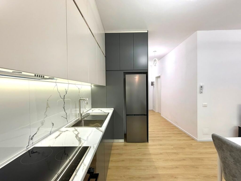 ME QERA: 1+1 📍Ali Demi - Rezidenca Kadiu || 50,000 Leke/Muaj - K.3 - Sp.70m² - I Pabanuar me Pare 100% Akull i ri🔥