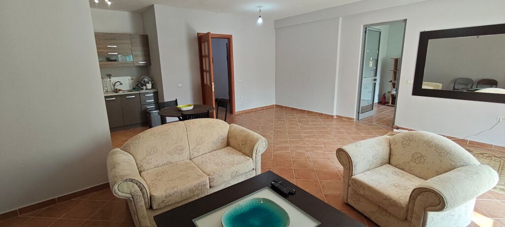 Appartamento 3+1 in affitto – Fresk, Via Muhamet Deliu