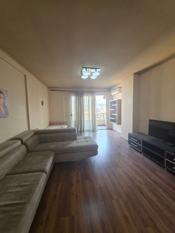 2+2 for Rent in Astir