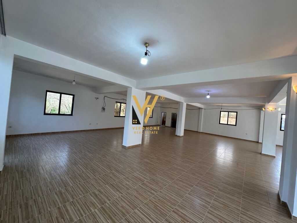 BUSINESS PREMISES 220 M2 FOR RENT IN BERZHITE 1,000 EURO