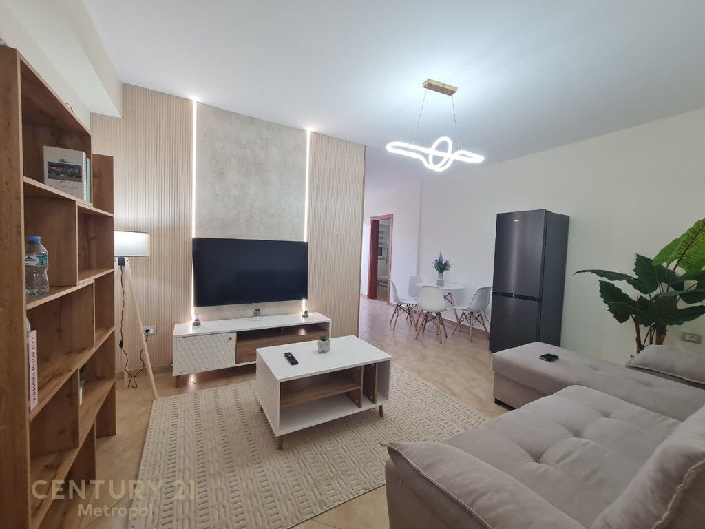 Apartament 1+1 Me Qira në Rruga Siri Kodra, Tiranë - 600€