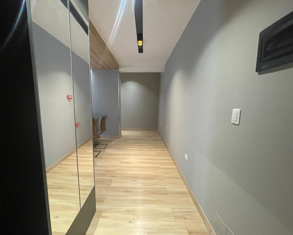 Apartament me qera 2+1 tek Golden Park perballe Spitalit Amerikan 3