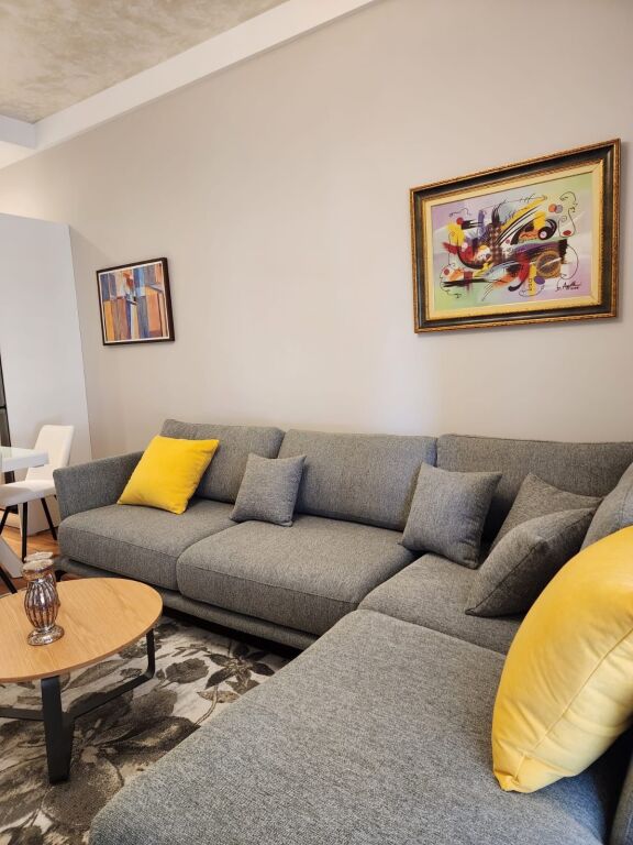 Apartament 1+1 per qira tek Kompleksi Delijorgji