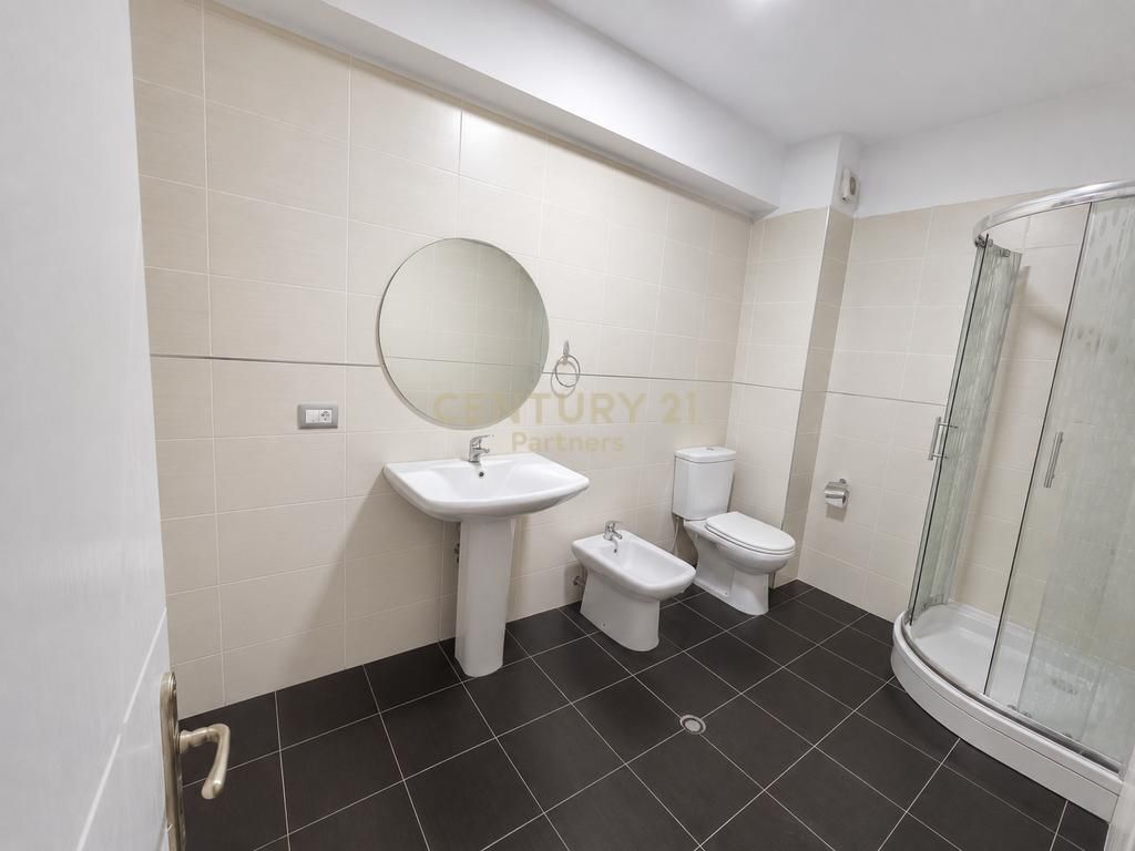 Vendiamo Appartamento 2+1+2 a Myslym Shyri! 330.000 €