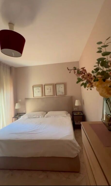Apartament 2+1 me qira "Rr.Elbasanit"