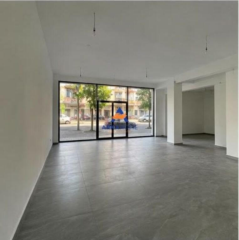 SHOP FOR RENT 72 M2 "DRITAN HOXHA STREET" 100,000 LEK