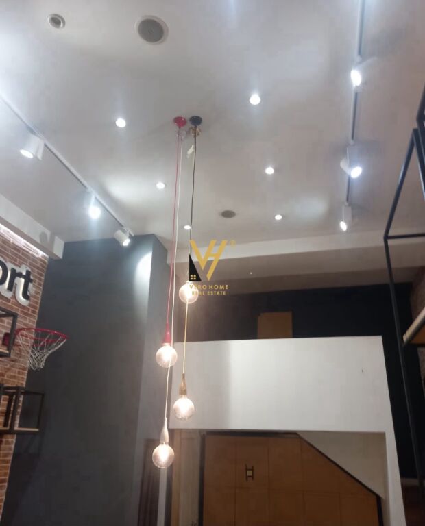 JEPET DYQAN 38 M2 ME QERA TE ISH PARKU 80.000 LEKE