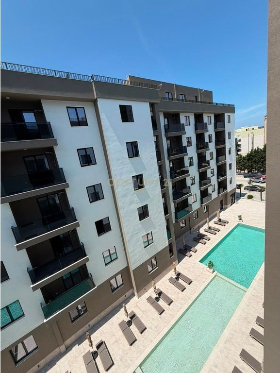 13 APARTAMENTE 1+1 ME QIRA NE NJE REZIDENCE ME PISHINE,PER INVESTIM NE MALIN E ROBIT !!