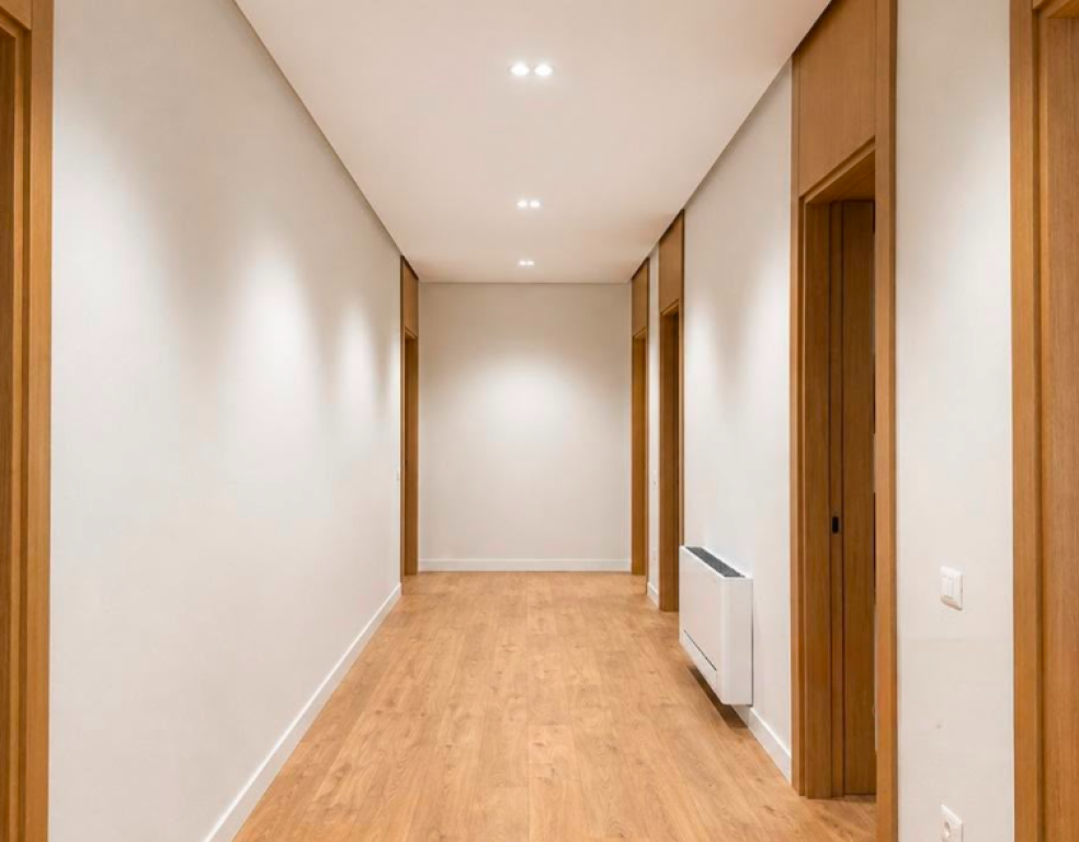 BUILDING 430m2 FOR RENT | ELBASANI ROAD