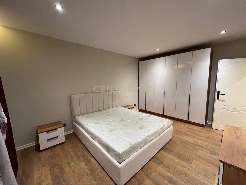 Apartament 2+1 per qira ne Ali Demi! 600 € /Muaj 60,000 Lekë /Muaj